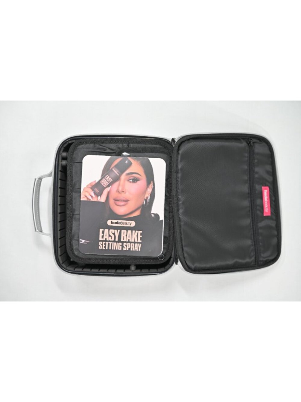 Huda Beauty Silver Makeup Bag Easy Bake Set - Picture 6 of 10